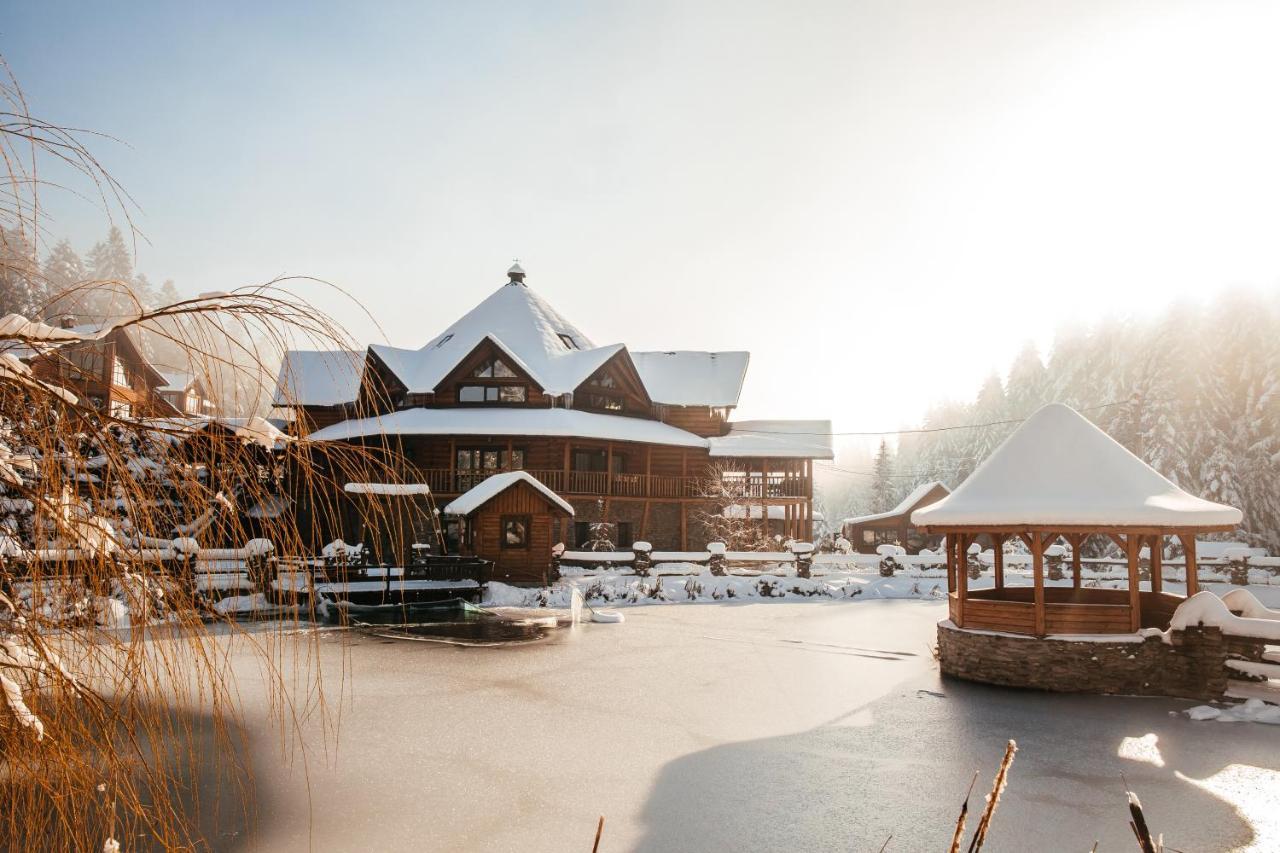 Любокрай Готельно-Відпочинковий Комплекс Skhidnytsia Exterior foto